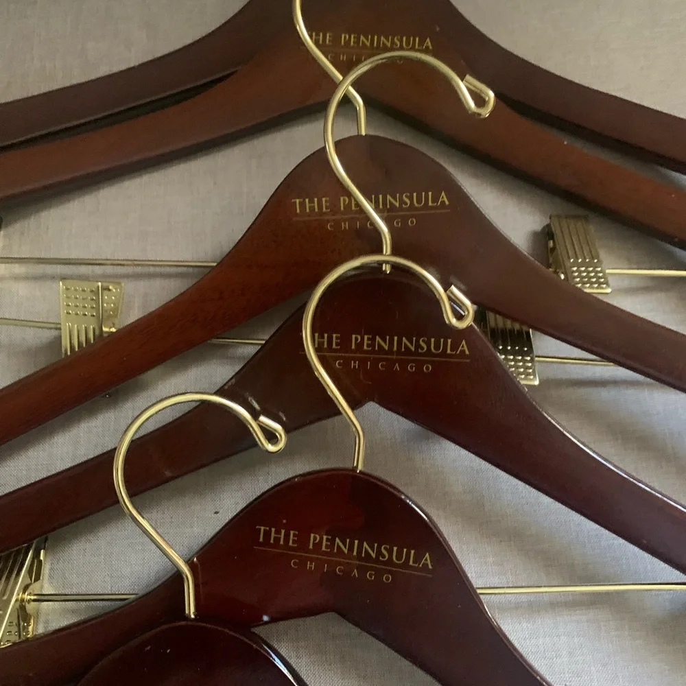 7 WOODEN HANGARS GARMET PANTS CLOTHES CLOSET CHICAGO HOTEL PENINSULA